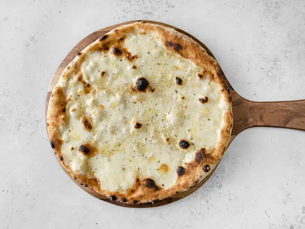 garlic bread with mozzarella